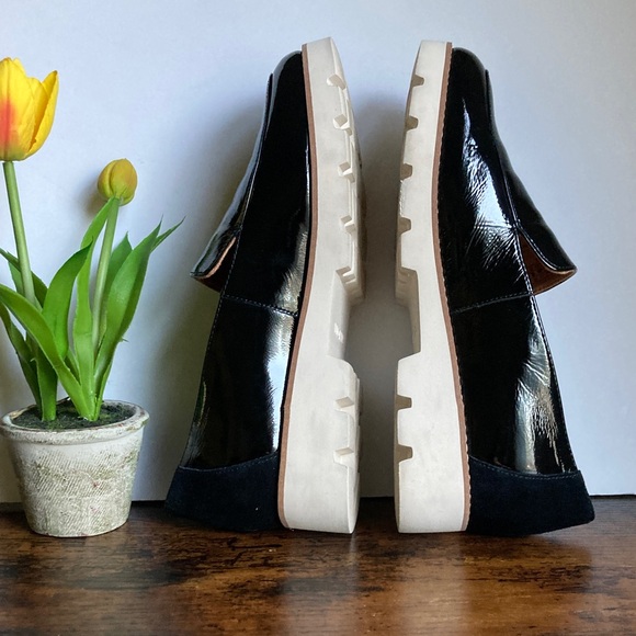 VIONIC Kensley Black Glossy Patent Leather Loafer Almond Toe Women’s Size 8.5 - Picture 11 of 15